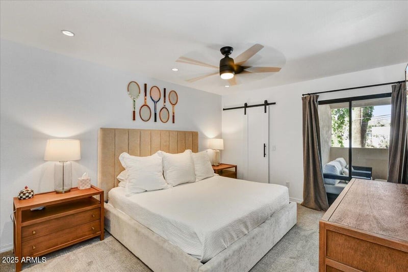 3235 Camelback Rd #218, Phoenix, AZ 85018