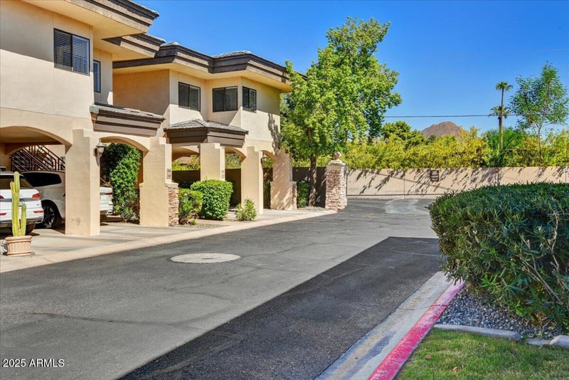 3235 Camelback Rd #218, Phoenix, AZ 85018