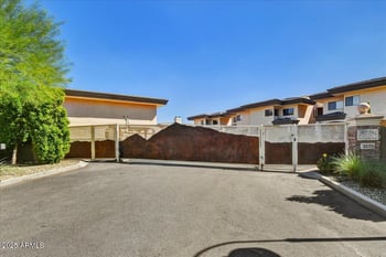 3235 Camelback Rd #218, Phoenix, AZ 85018