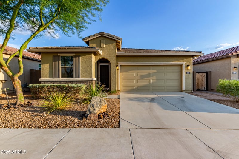 3235 Carter Rd, Phoenix, AZ 85041