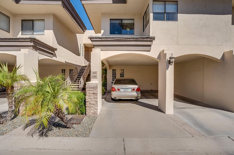 3235 E Camelback Rd #121, Phoenix, AZ 85018
