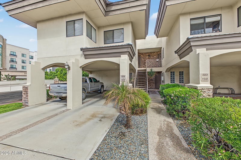 3235 E Camelback Rd #124, Phoenix, AZ 85018