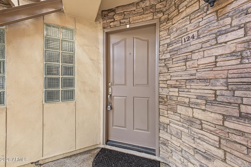 3235 E Camelback Rd #124, Phoenix, AZ 85018