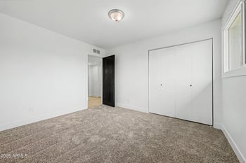 3235 Larkspur Dr, Phoenix, AZ 85032