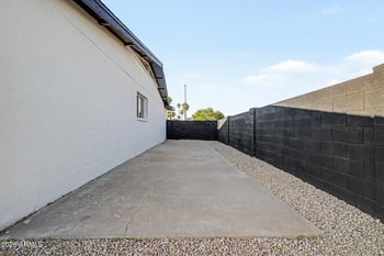 3235 Larkspur Dr, Phoenix, AZ 85032