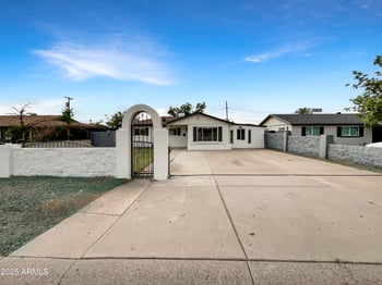 3235 Willetta St, Phoenix, AZ 85008