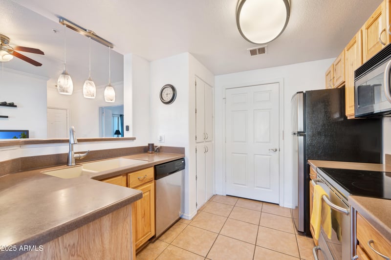 3236 Chandler Blvd #1076, Phoenix, AZ 85048