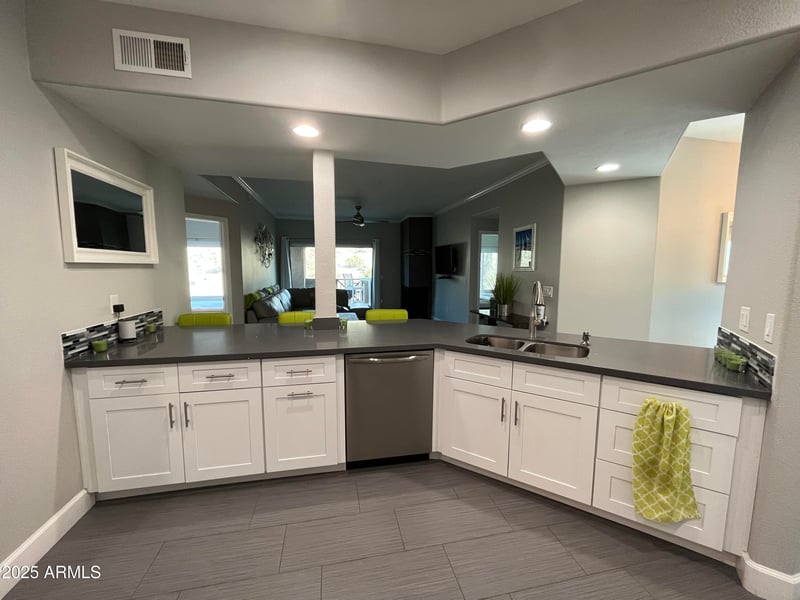 3236 Chandler Blvd #2037, Phoenix, AZ 85048