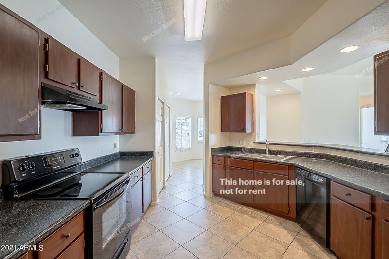 3236 E Chandler Blvd #1036, Phoenix, AZ 85048