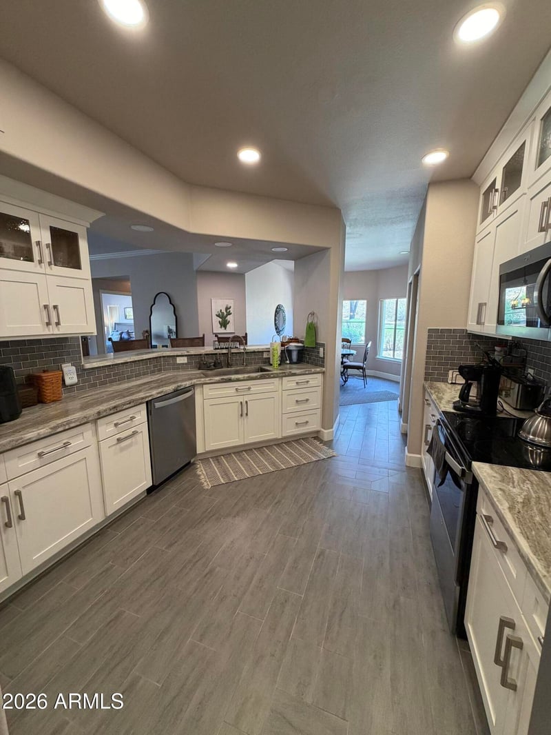 3236 E Chandler Blvd #1037, Phoenix, AZ 85048