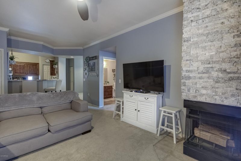 3236 E Chandler Blvd #2022, Phoenix, AZ 85048