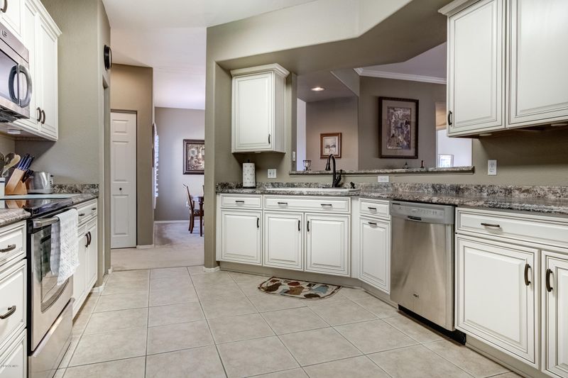 3236 E Chandler Blvd #2062, Phoenix, AZ 85048
