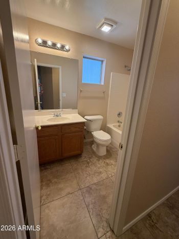3236 E Kerry Ln, Phoenix, AZ 85050