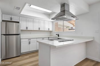 3236 Las Palmaritas Dr, Phoenix, AZ 85051