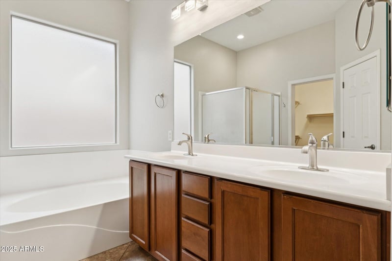 3237 Galvin St, Phoenix, AZ 85086