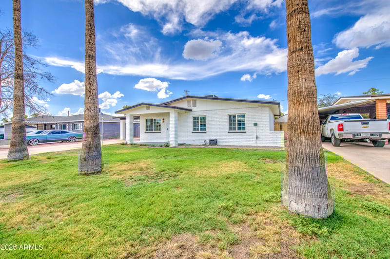 3238 Altadena Ave, Phoenix, AZ 85029