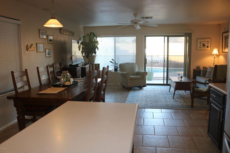 3238 E Blackhawk Dr, Phoenix, AZ 85050