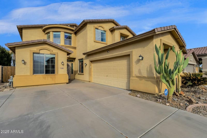 3238 White Canyon Rd, San Tan Valley, AZ 85144