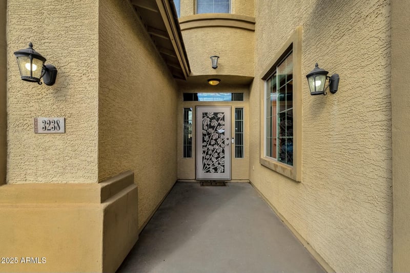 3238 White Canyon Rd, San Tan Valley, AZ 85144