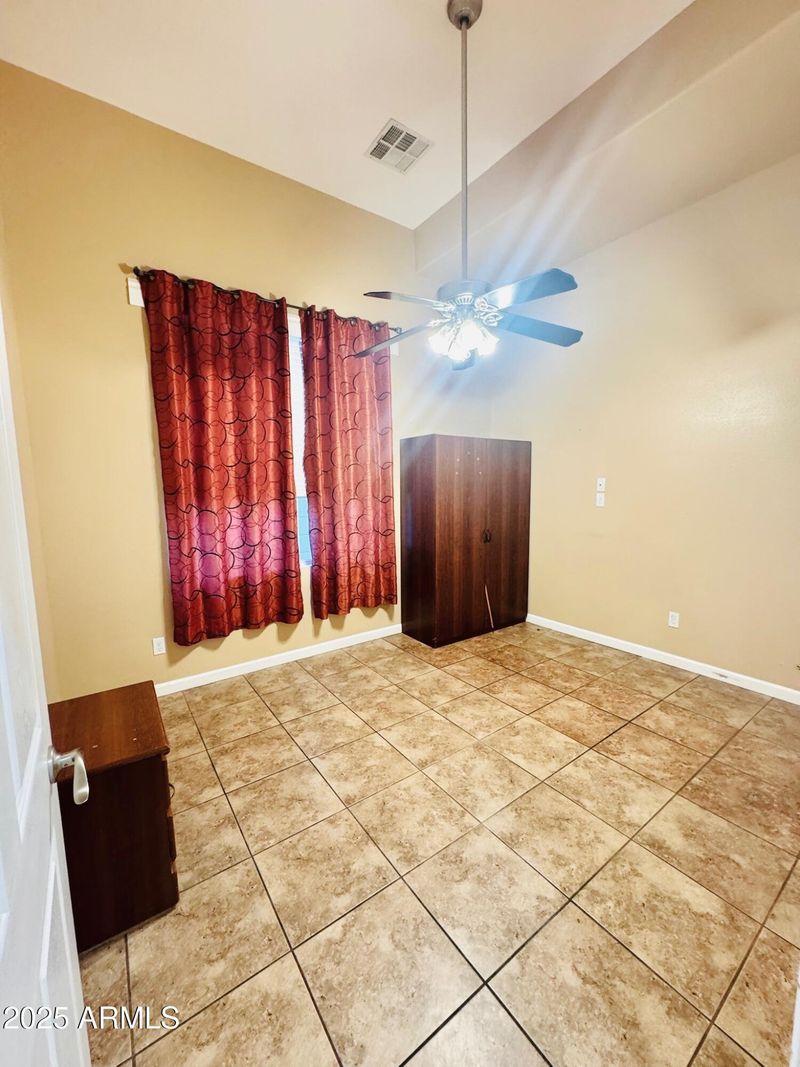 3239 E Sequoia Dr, Phoenix, AZ 85050