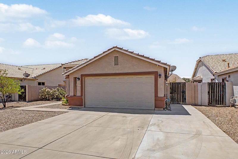 3239 Woodside Way, Gilbert, AZ 85297
