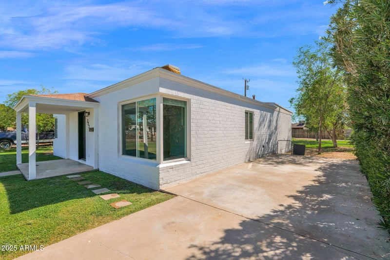 3239 Pierce St, Phoenix, AZ 85008