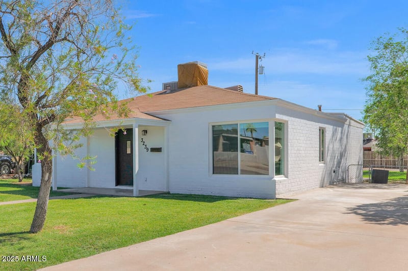 3239 Pierce St, Phoenix, AZ 85008