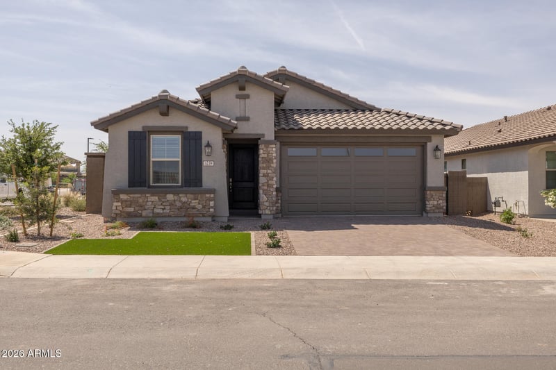 3239 Molino Rd, San Tan Valley, AZ 85144