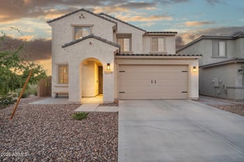32396 Daylight Dr, San Tan Valley, AZ 85144