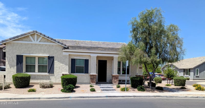 324 56th Pl, Mesa, AZ 85205