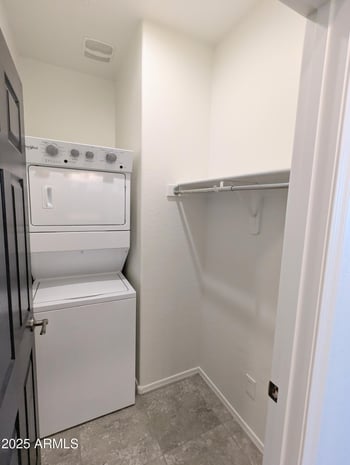 324 56th Pl, Mesa, AZ 85205
