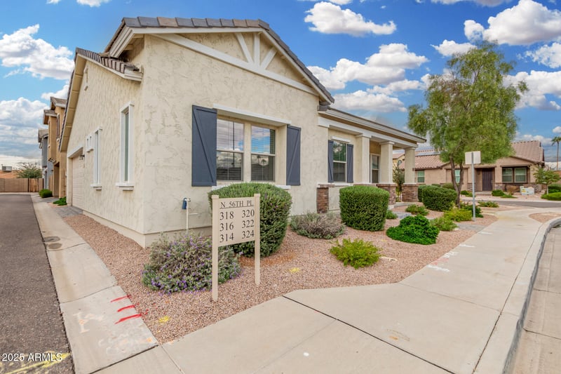 324 56th Pl, Mesa, AZ 85205