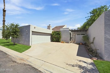 324 E Ambassador Dr, Tempe, AZ 85288