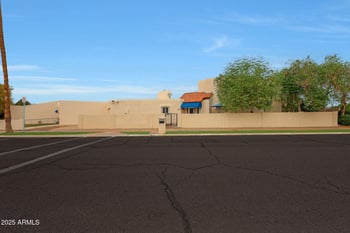 324 Laguna Royale Dr, Litchfield Park, AZ 85340