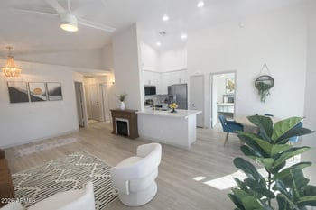 324 Laveen Dr, Chandler, AZ 85226