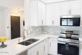 324 Laveen Dr, Chandler, AZ 85226