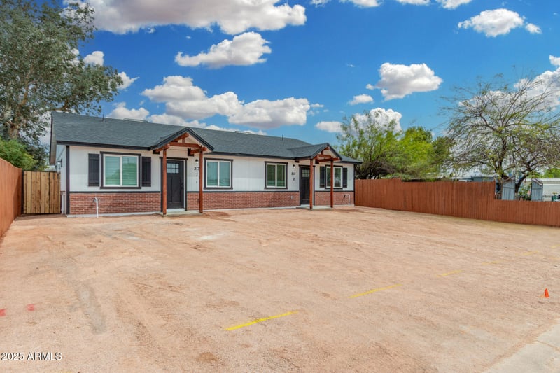 324 S 97th Way, Mesa, AZ 85208