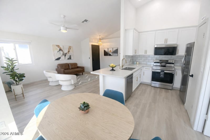 324 Laveen Dr, Chandler, AZ 85226