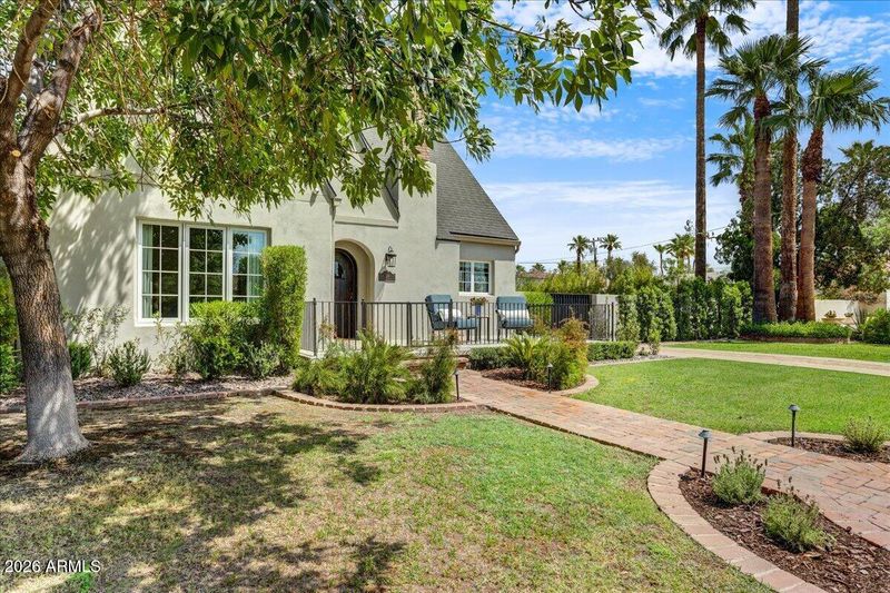 324 W Monte Vista Rd, Phoenix, AZ 85003