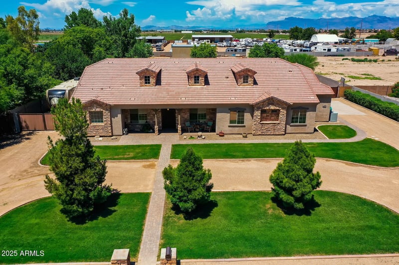 3240 E Horse Mesa Trl, San Tan Valley, AZ 85140