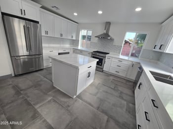 3241 27th Pl, Phoenix, AZ 85016