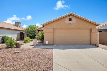 3241 Abraham Ln, Phoenix, AZ 85027