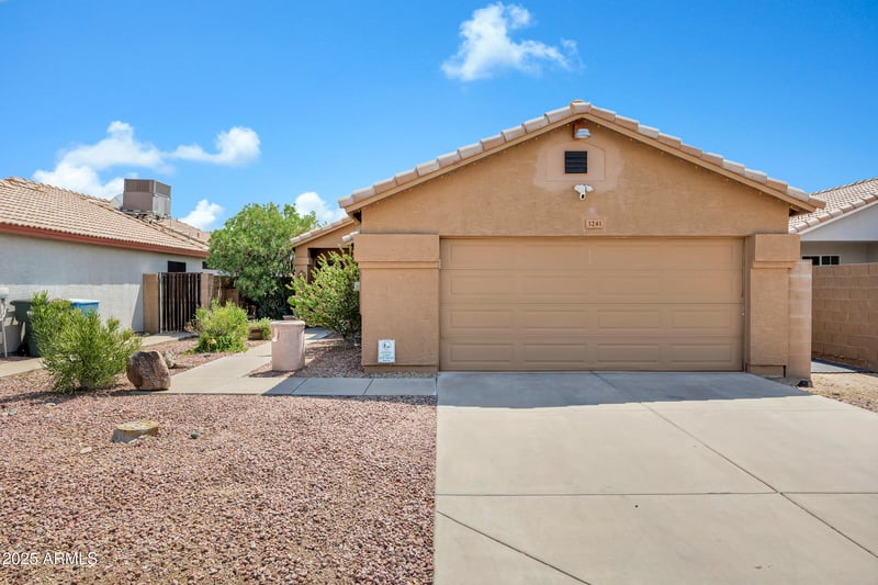 3241 Abraham Ln, Phoenix, AZ 85027