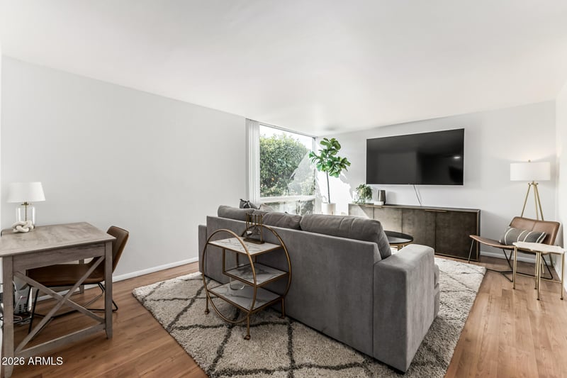 3242 Camelback Rd #102, Phoenix, AZ 85018