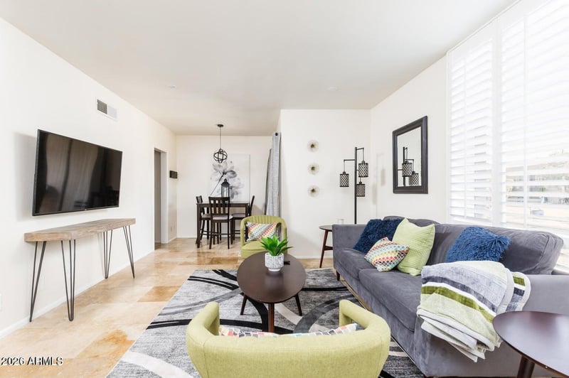 3242 Camelback Rd #104, Phoenix, AZ 85018