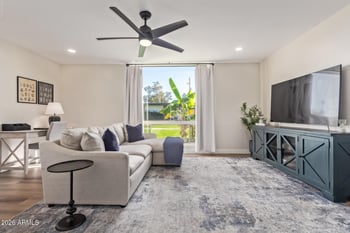 3242 E Camelback Rd #106, Phoenix, AZ 85018