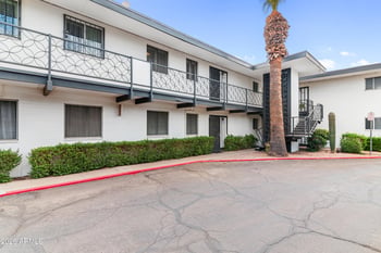 3242 E Camelback Rd #204, Phoenix, AZ 85018