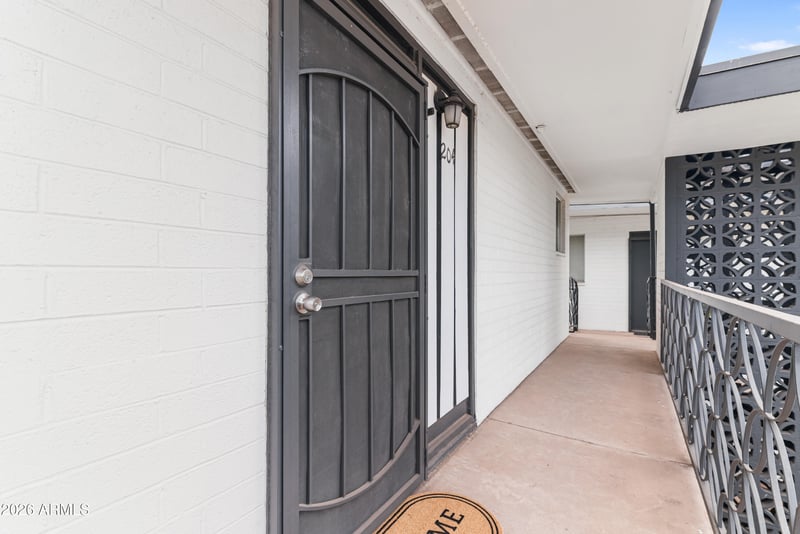 3242 E Camelback Rd #204, Phoenix, AZ 85018
