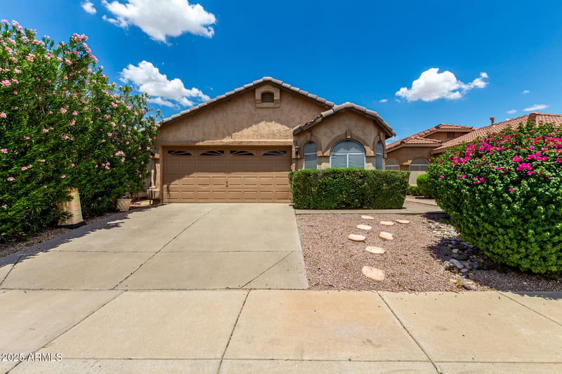 3242 Kristal Way, Phoenix, AZ 85050
