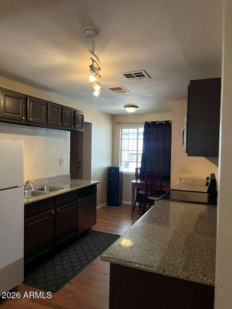 3242 W Sells Dr, Phoenix, AZ 85017